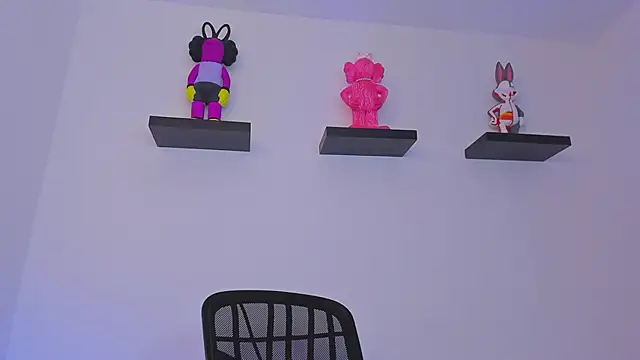 Snapshot of Gangster_Girl chatting on 02-13-25, 10:54 Gangster Girl online show from 02-13-25, 10:54