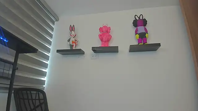 Gangster Girl online show from 05-19-26, 08:26