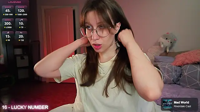 Snapshot of ms_allison_w chatting on 05-03-26, 09:10 ms allison w online show from 05-03-26, 09:10