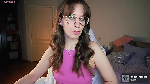 Snapshot of ms_allison_w chatting on 05-10-26, 05:29 ms allison w online show from 05-10-26, 05:29