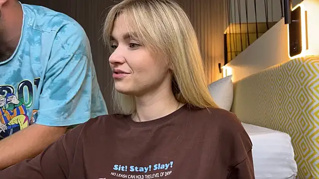 Snapshot of Adelovenick chatting on 09-19-25, 09:43 Adelovenick online show from 09-19-25, 09:43