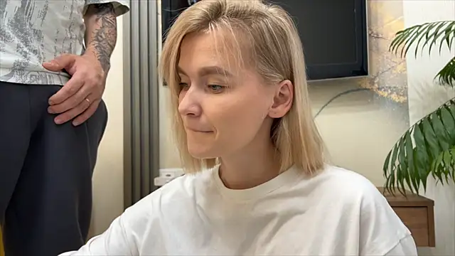 Snapshot of Adelovenick chatting on 11-02-25, 11:56 Adelovenick online show from 11-02-25, 11:56