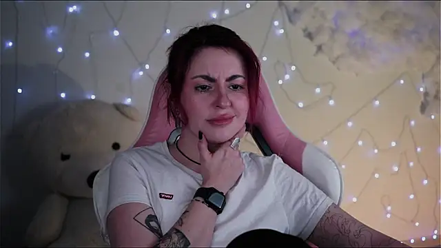 Lana  May online show from 12-20-24, 02:38