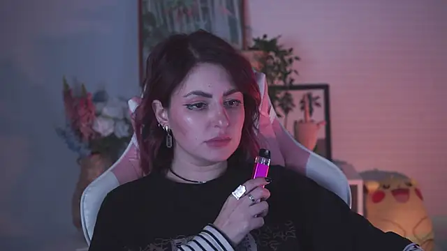 Snapshot of Lana__May chatting on 12-22-24, 03:11 Lana May online show from 12-22-24, 03:11