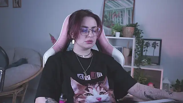 Snapshot of Lana__May chatting on 03-14-25, 02:41 Lana May online show from 03-14-25, 02:41