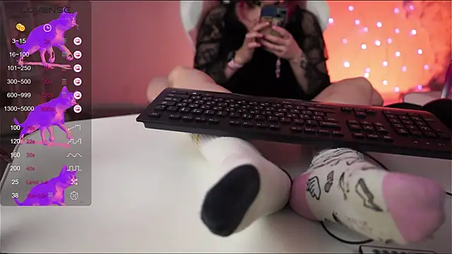 Snapshot of Lana__May chatting on 03-22-25, 02:36 Lana May online show from 03-22-25, 02:36