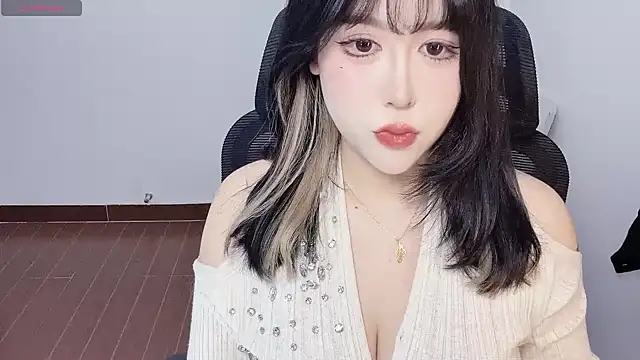 Naixue-520 online show from 01-15-26, 10:53