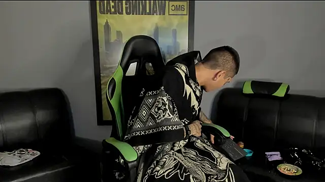 jamesinked  online show from 01-04-25, 05:16