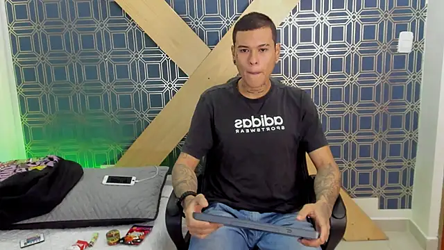 jamesinked  online show from 01-08-25, 02:14