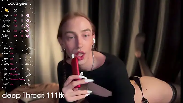 Snapshot of Avril_Pearly_ chatting on 01-18-25, 09:55 Avril Pearly online show from 01-18-25, 09:55