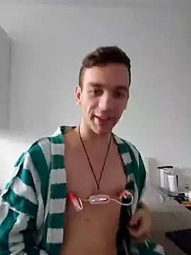 Snapshot of nickdtr chatting on 12-16-24, 01:54 nickdtr online show from 12-16-24, 01:54