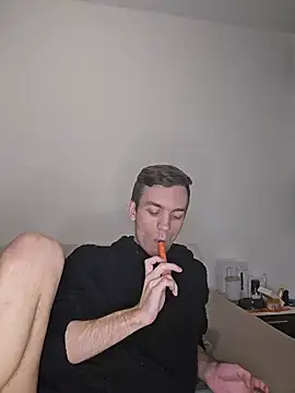 Snapshot of nickdtr chatting on 01-07-25, 07:28 nickdtr online show from 01-07-25, 07:28