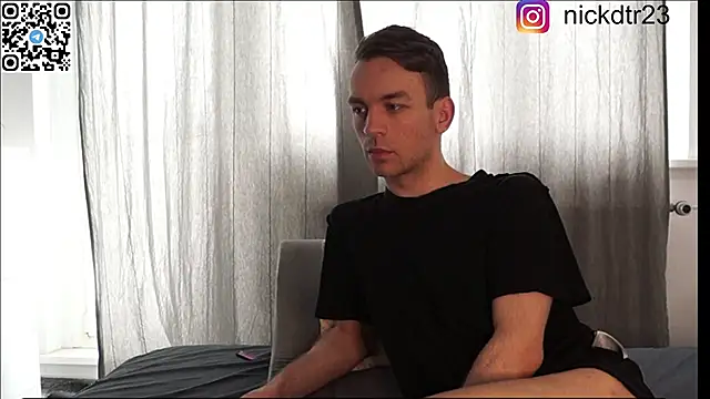 Snapshot of nickdtr chatting on 03-13-25, 12:13 nickdtr online show from 03-13-25, 12:13