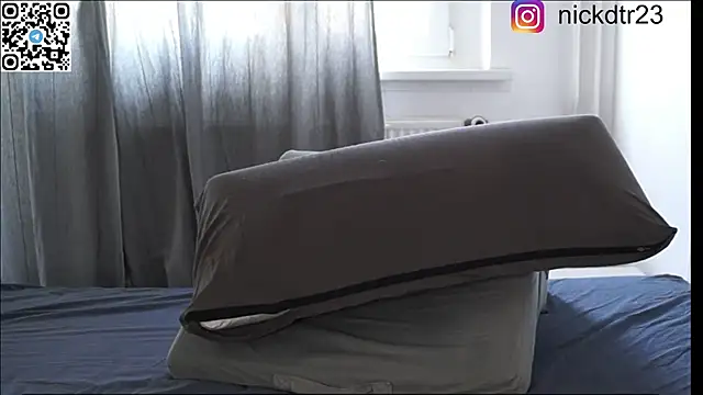 Snapshot of nickdtr chatting on 03-19-25, 12:01 nickdtr online show from 03-19-25, 12:01