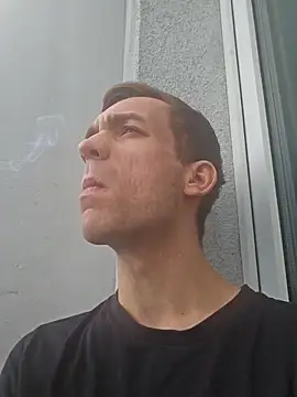 Snapshot of nickdtr chatting on 09-12-25, 12:05 nickdtr online show from 09-12-25, 12:05