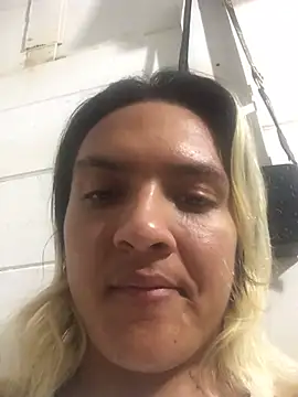 aslyhernandez 7 online show from 01-13-25, 08:26