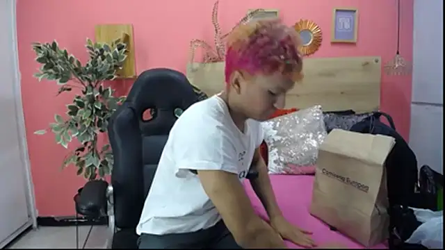 aslyhernandez 7 online show from 03-02-26, 12:01