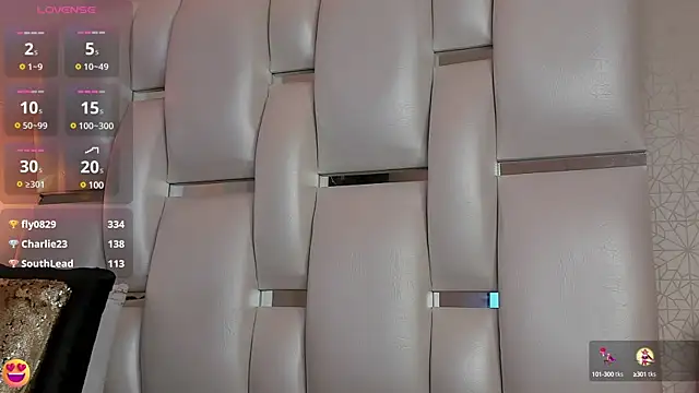 Snapshot of vayoleen chatting on 03-12-25, 04:46 vayoleen online show from 03-12-25, 04:46