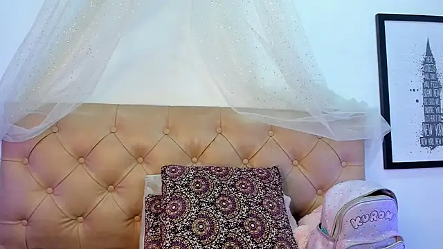 Redpandaa  online show from 12-27-24, 02:12