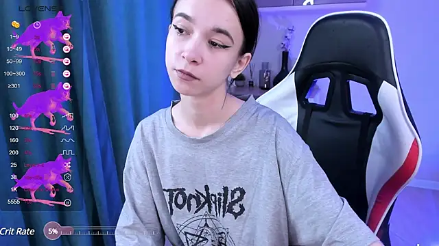 Snapshot of LilithStrangfor chatting on 12-09-24, 07:39 LilithStrangfor online show from 12-09-24, 07:39