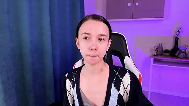 Snapshot of LilithStrangfor chatting on 12-17-24, 04:45 LilithStrangfor online show from 12-17-24, 04:45