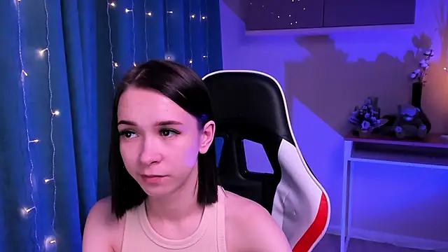 Snapshot of LilithStrangfor chatting on 12-23-24, 11:28 LilithStrangfor online show from 12-23-24, 11:28