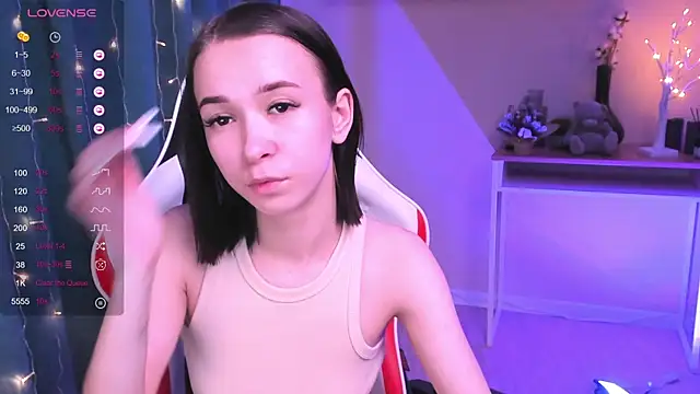 Snapshot of LilithStrangfor chatting on 12-24-24, 08:38 LilithStrangfor online show from 12-24-24, 08:38