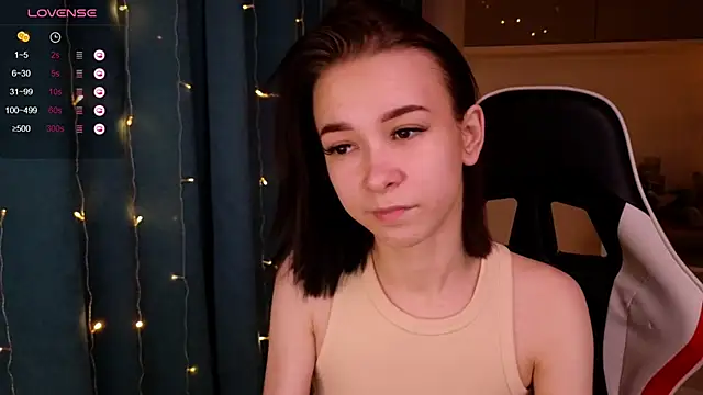 Snapshot of LilithStrangfor chatting on 12-27-24, 08:28 LilithStrangfor online show from 12-27-24, 08:28