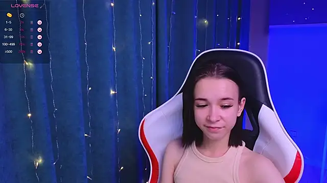 Snapshot of LilithStrangfor chatting on 12-30-24, 11:49 LilithStrangfor online show from 12-30-24, 11:49