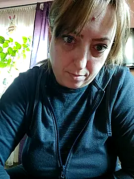 Snapshot of larylary6969 chatting on 02-09-25, 02:18 larylary6969 online show from 02-09-25, 02:18