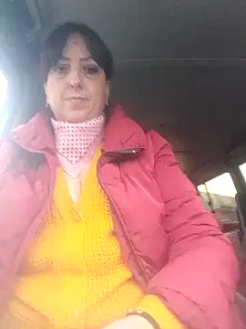 Snapshot of larylary6969 chatting on 12-17-25, 01:06 larylary6969 online show from 12-17-25, 01:06