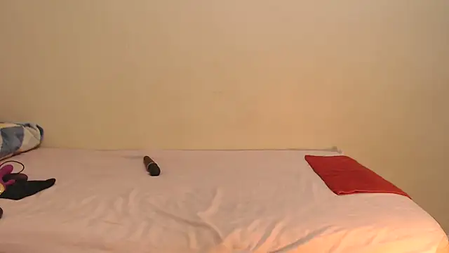 Snapshot of SexyMbalee chatting on 02-05-25, 03:31 SexyMbalee online show from 02-05-25, 03:31