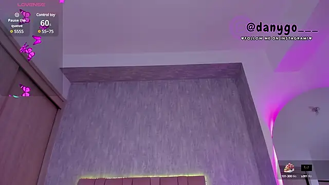 Snapshot of ZarianaEvanz chatting on 03-20-25, 01:35 ZarianaEvanz online show from 03-20-25, 01:35