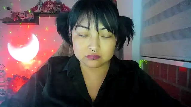 Shaddycute  online show from 03-30-26, 11:50