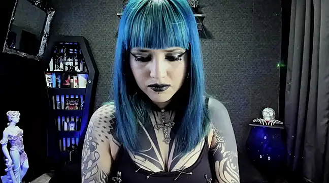 Snapshot of DimmuandDarkness chatting on 01-12-25, 03:57 DimmuandDarkness online show from 01-12-25, 03:57