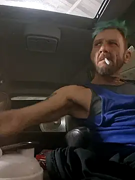 Snapshot of gettinit2wice chatting on 09-13-25, 12:27 gettinit2wice online show from 09-13-25, 12:27