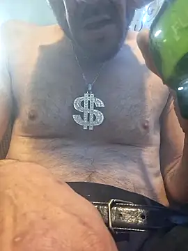 Snapshot of gettinit2wice chatting on 12-02-25, 09:58 gettinit2wice online show from 12-02-25, 09:58