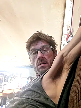 Snapshot of gettinit2wice chatting on 02-16-26, 12:23 gettinit2wice online show from 02-16-26, 12:23