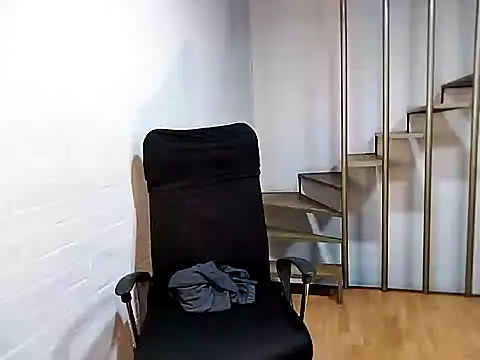 Snapshot of Jessie_Desire chatting on 01-18-25, 06:03 Jessie Desire online show from 01-18-25, 06:03