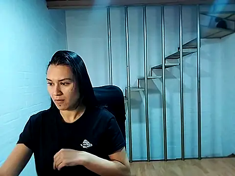 Snapshot of Jessie_Desire chatting on 02-21-25, 03:01 Jessie Desire online show from 02-21-25, 03:01