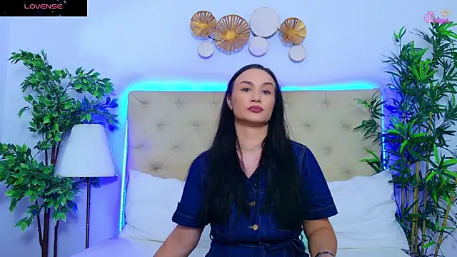 Snapshot of DaliyaArabian chatting on 06-23-26, 12:03 DaliyaArabian online show from 06-23-26, 12:03