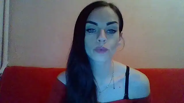 Snapshot of CassieSensual chatting on 09-10-25, 06:19 CassieSensual online show from 09-10-25, 06:19