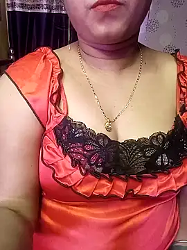 Snapshot of ella_mariya chatting on 12-08-24, 04:50 ella mariya online show from 12-08-24, 04:50