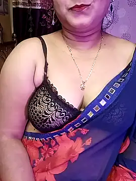 Snapshot of ella_mariya chatting on 12-20-24, 09:21 ella mariya online show from 12-20-24, 09:21