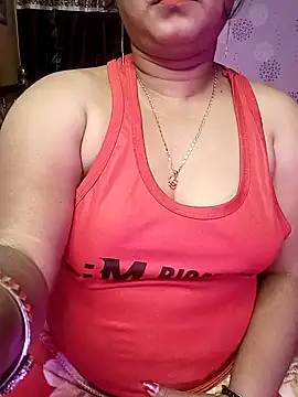 Snapshot of ella_mariya chatting on 12-21-24, 09:36 ella mariya online show from 12-21-24, 09:36