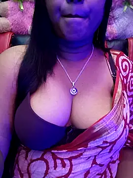 Snapshot of ella_mariya chatting on 10-15-25, 10:26 ella mariya online show from 10-15-25, 10:26