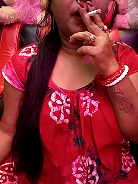 Snapshot of ella_mariya chatting on 10-22-25, 02:17 ella mariya online show from 10-22-25, 02:17