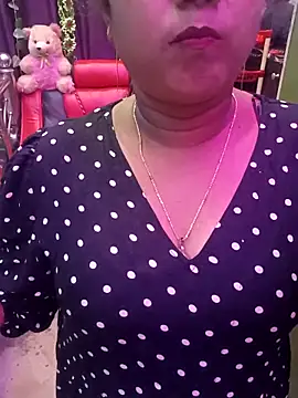 Snapshot of ella_mariya chatting on 11-10-25, 03:00 ella mariya online show from 11-10-25, 03:00