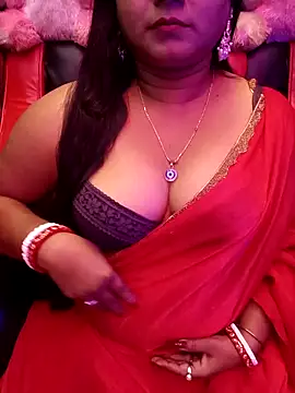 Snapshot of ella_mariya chatting on 11-14-25, 06:28 ella mariya online show from 11-14-25, 06:28