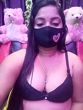 Snapshot of ella_mariya chatting on 11-25-25, 10:37 ella mariya online show from 11-25-25, 10:37